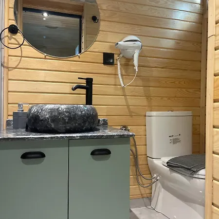 Julya Tiny House Apartment *